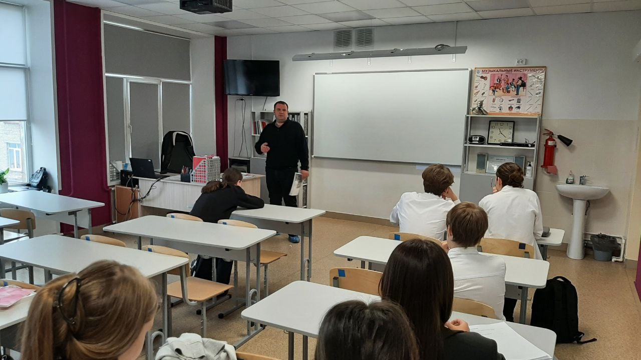 Хочу служить Родине Хочу служить Родине.